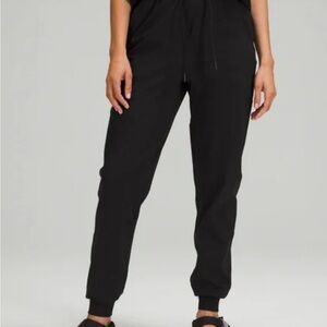 Lululemon Stretch High-Rise Jogger Full Length